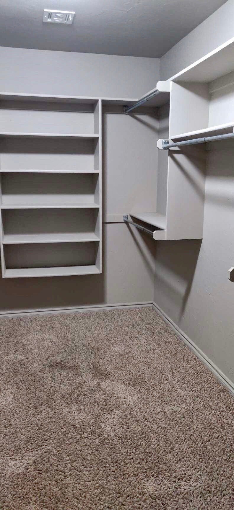 Building Photo - 205 Ashley Dr