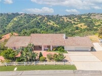 Building Photo - 2605 Indian Creek Rd