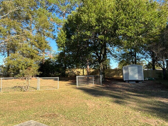 Building Photo - 761 Bob Hall Rd