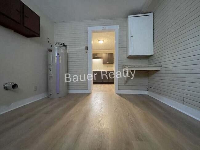 Building Photo - sbeg402