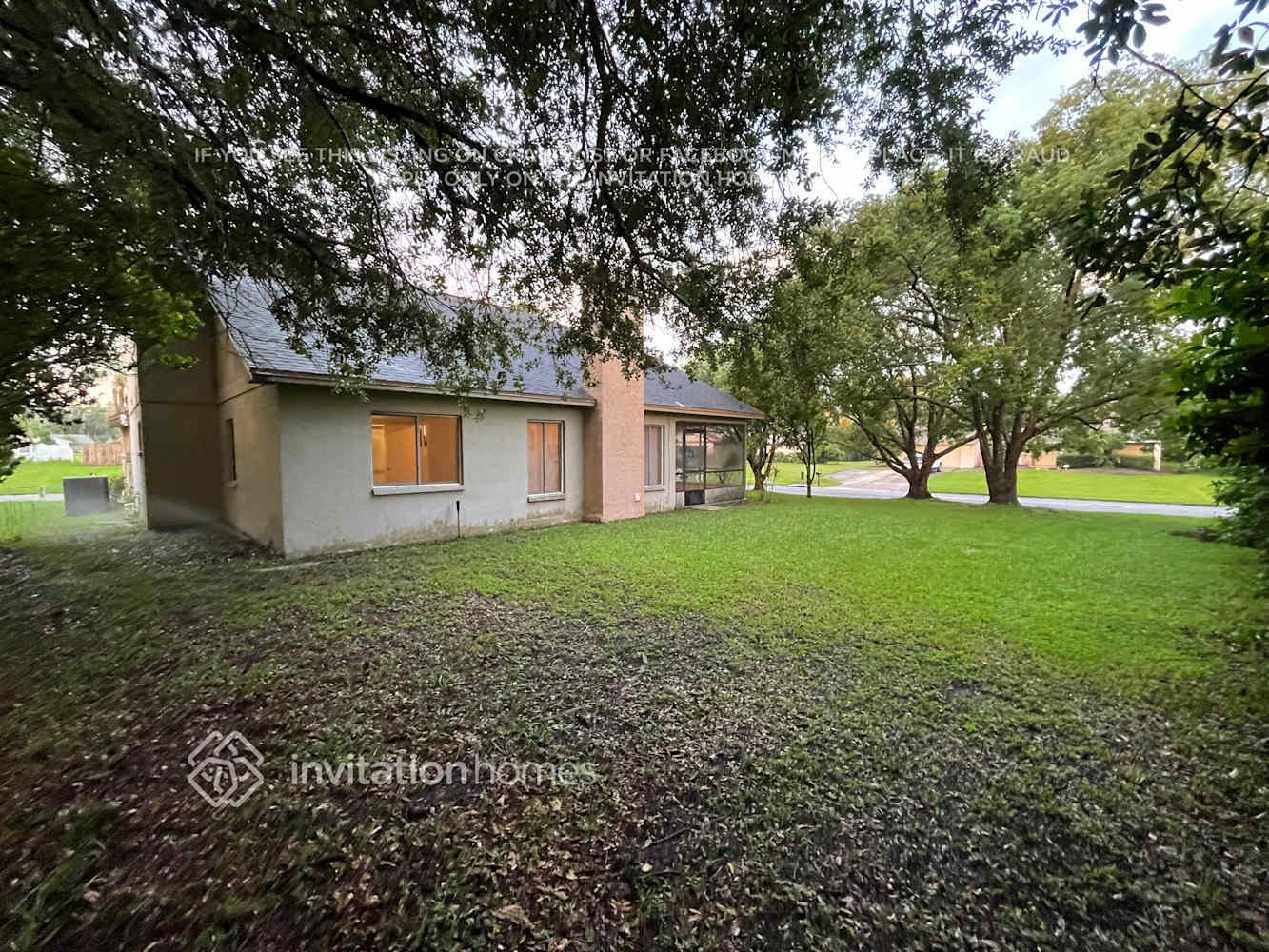 Building Photo - 1904 Paddock Dr