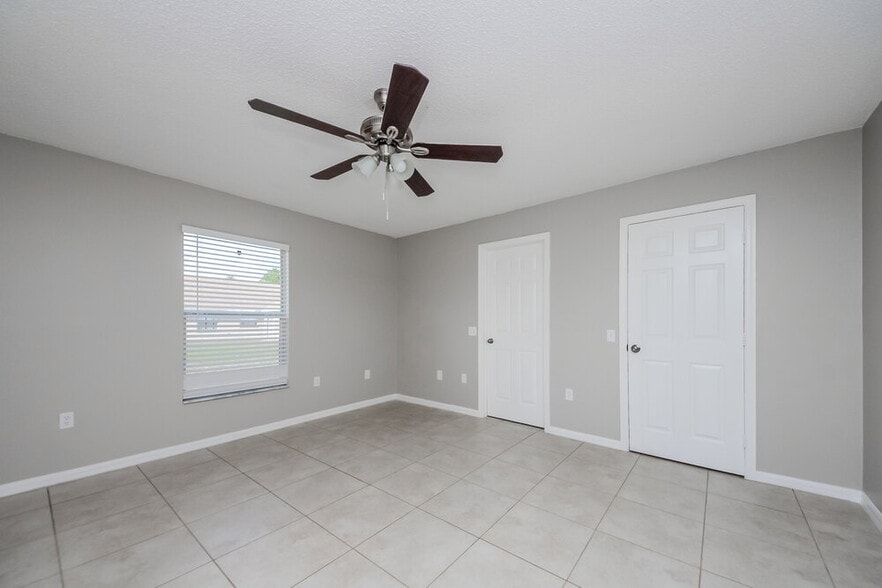 Building Photo - 818 San Jose Ct