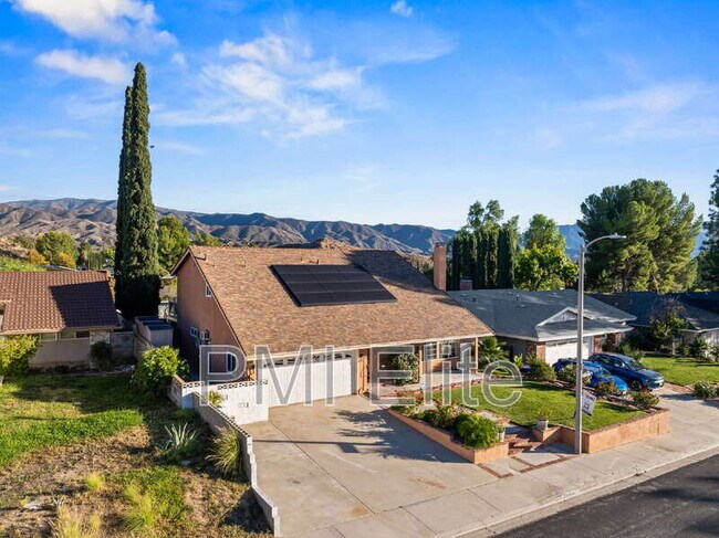 Building Photo - 29160 Flowerpark Dr