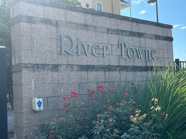 Building Photo - 3001 River Towne Way