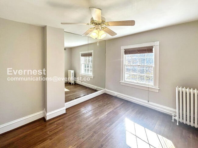 Building Photo - 2708 W Grace St