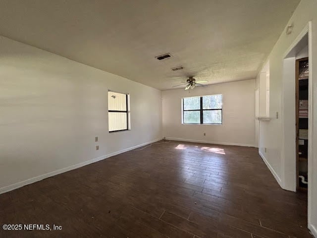 Building Photo - 5302 Janice Cir S