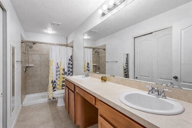 Building Photo - 5014 White Sanderling Ct