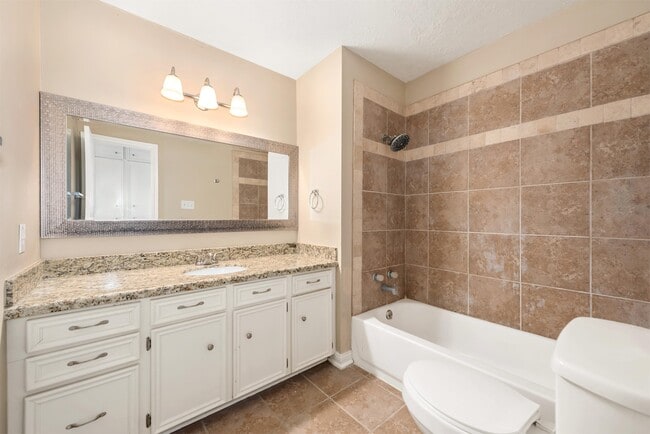 Building Photo - 2908 Oakside Dr