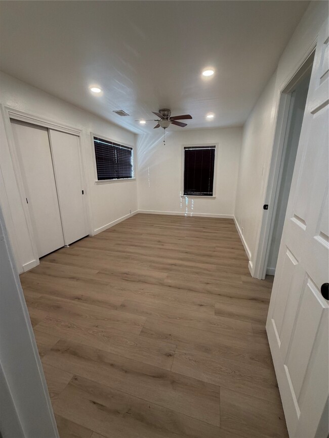 Building Photo - 1206 Stonecrest Dr