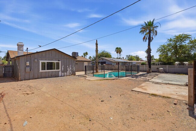 Building Photo - 209 E McMurray Blvd