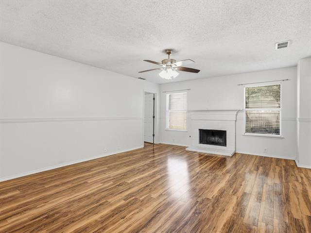 Building Photo - 4305 Falcon Dr