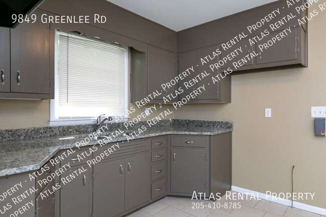Building Photo - 9849 Greenlee Rd