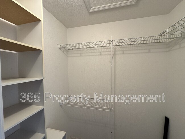 Building Photo - 4065 Alwick Ln