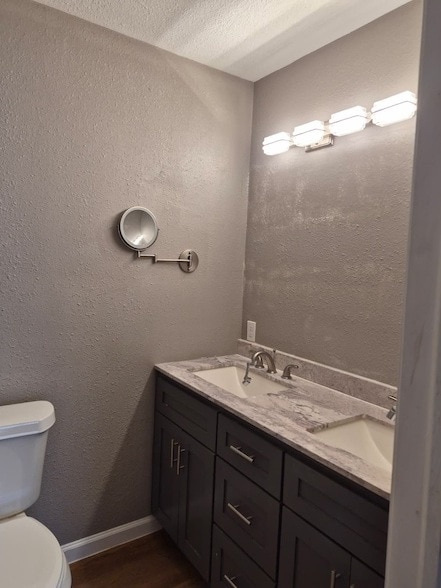 Building Photo - 15735 Munson Ln