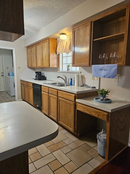 Building Photo - 4429 White Ash Ln