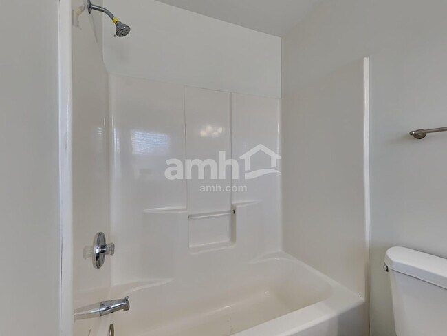 Building Photo - 170 Moon Dance Ln