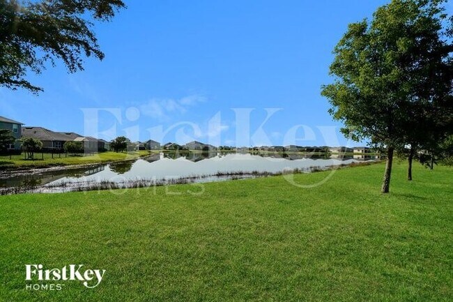 Building Photo - 3452 Acapulco Cir