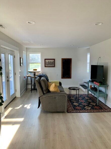 Building Photo - 532 Bowman Rd