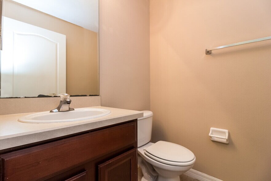 Building Photo - 7751 Beridale Ct