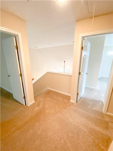 Building Photo - 204 Foxbury Square