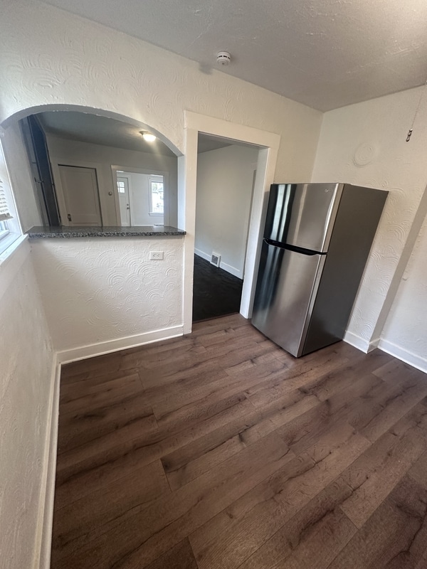 Building Photo - 3229 W 32nd St