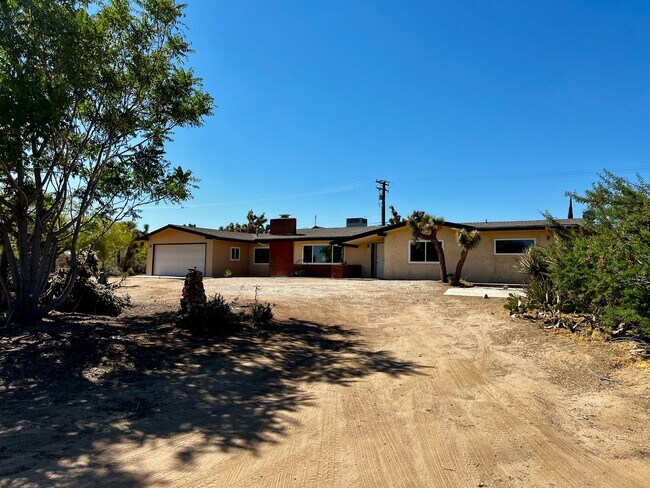 Building Photo - 56769 Joshua Dr