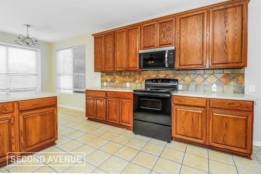 Building Photo - 1024 Ponderosa Ridge