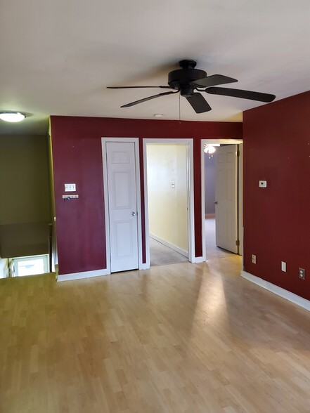 Living Room - 5 Shannon Dr