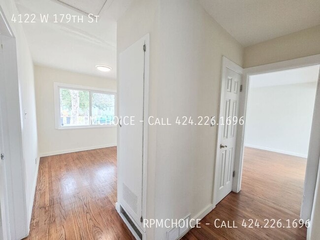 Building Photo - 4122 179th St