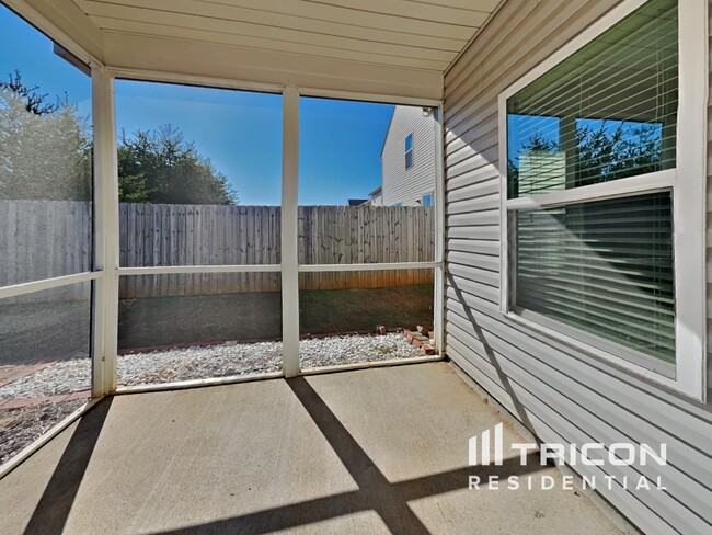 Building Photo - 1064 Bitting Hall Cir