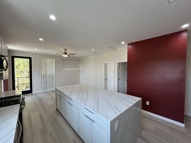 Building Photo - Newly Built 4 bed 2 bath unit (2024)