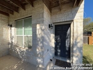 Building Photo - 2149 Hazelwood Dr