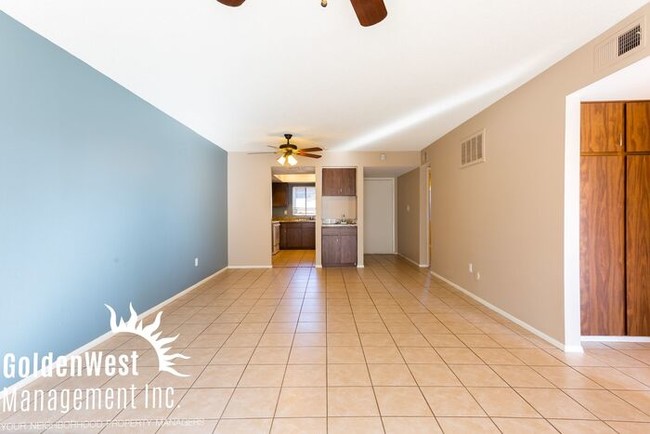 Building Photo - Spacious 2Bdm 2Ba Condo at LakeBrook Villas