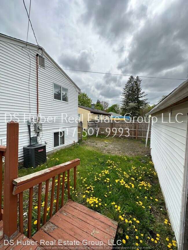 Building Photo - 3 br, 2 bath House - 4200 Brighton Dr