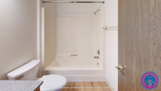 Building Photo - mars5701