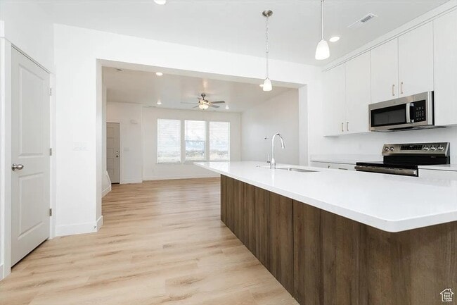 Building Photo - Springville TH 61