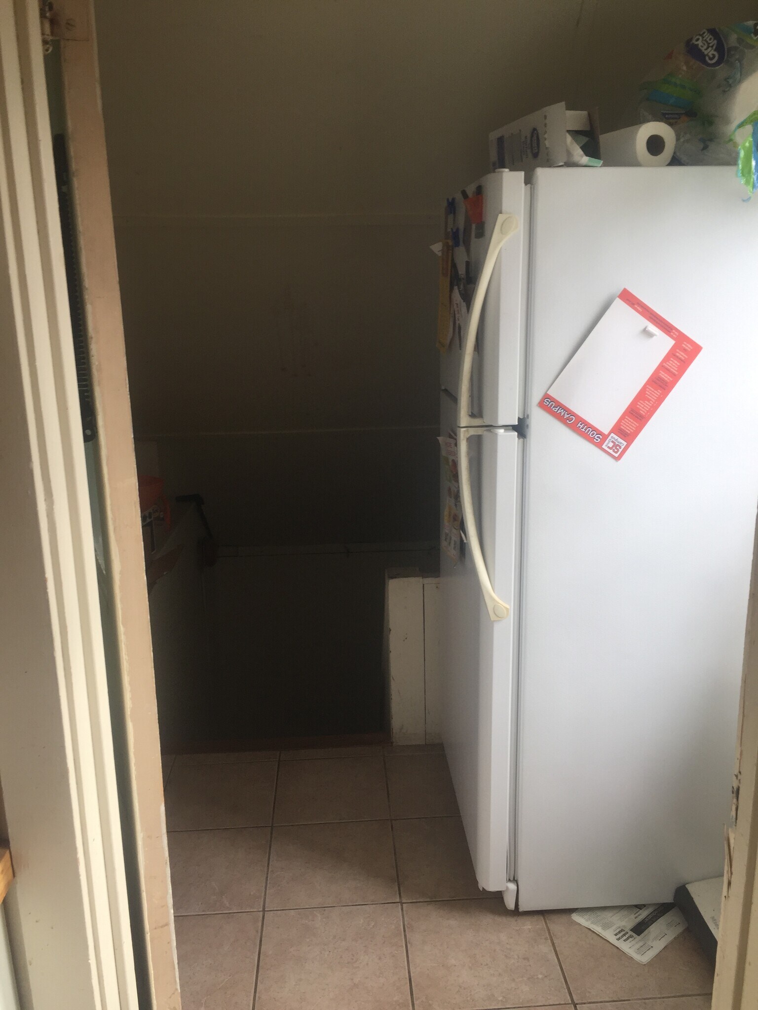 Building Photo - 904 Ackerman Ave