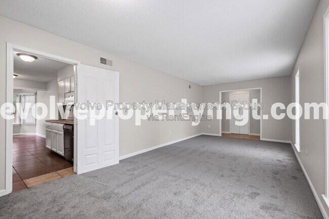 Building Photo - 5331 Pipers Gap Dr