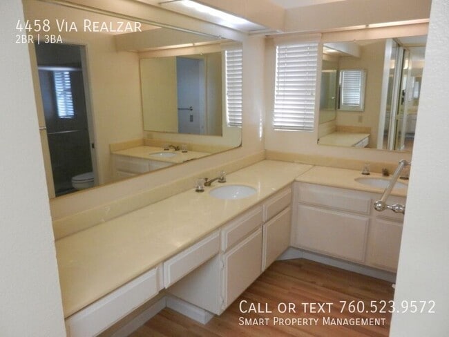 Building Photo - 4458 Via Realzar
