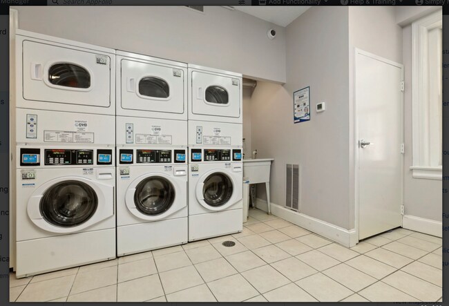 Building Photo - Sunny 1br with Balcony in Columbia Heights!