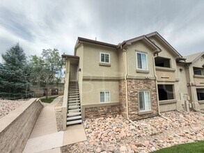 Building Photo - 6925 Ash Creek Heights