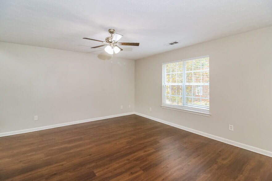 Building Photo - 1114 Dunaway Dr