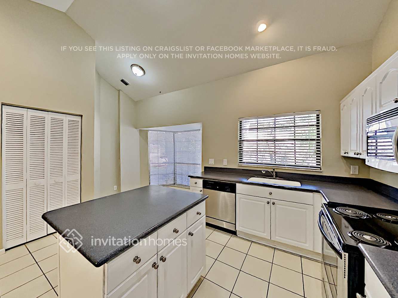 Building Photo - 132 Coventry Pl