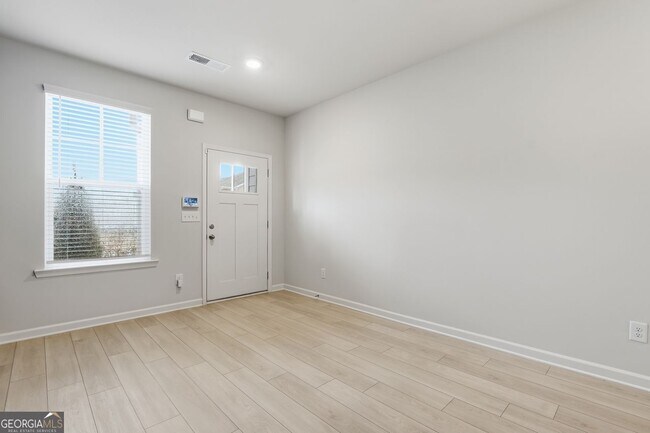 Building Photo - 208 Filer Dr