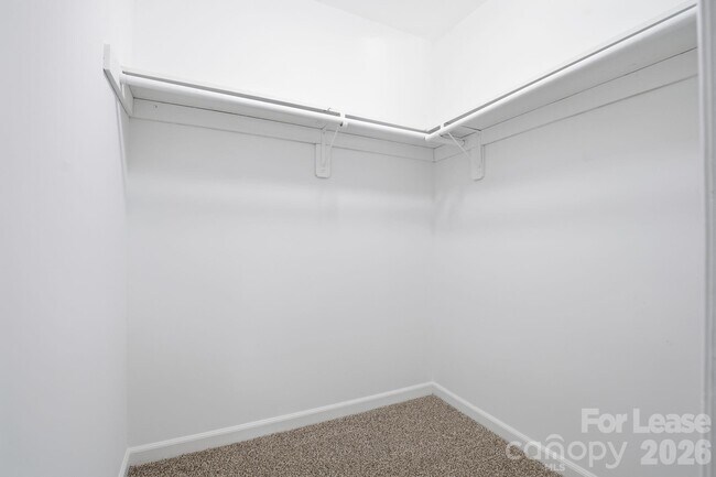 Building Photo - 232 Vista Grande Cir