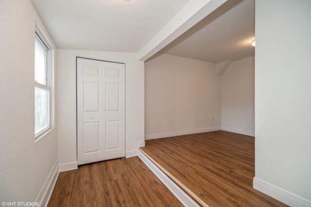 Building Photo - 2154 Henry St NE