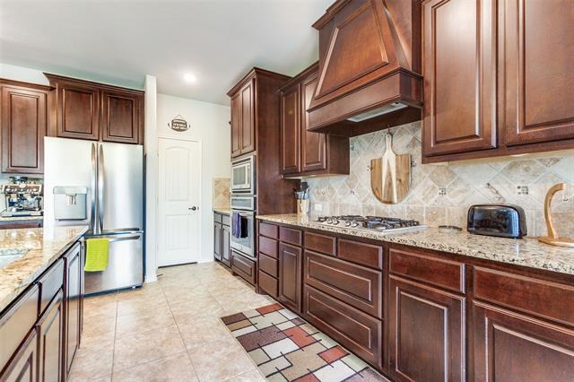 Building Photo - 3003 Lily Ln