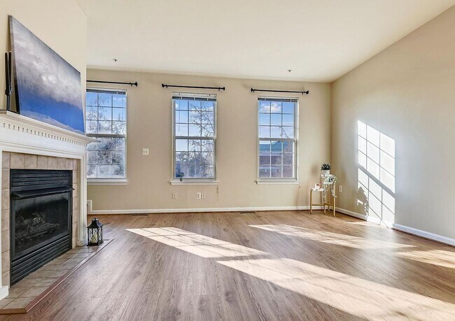 Building Photo - Resort-Style High View Townhome with 2-Car Garage, Private Office & Walkable Hunt Valley Location