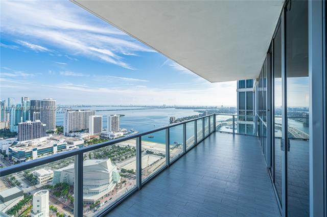 Building Photo - 1100 Biscayne Blvd