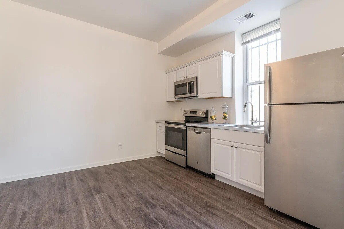 Building Photo - 2914 13th St NW